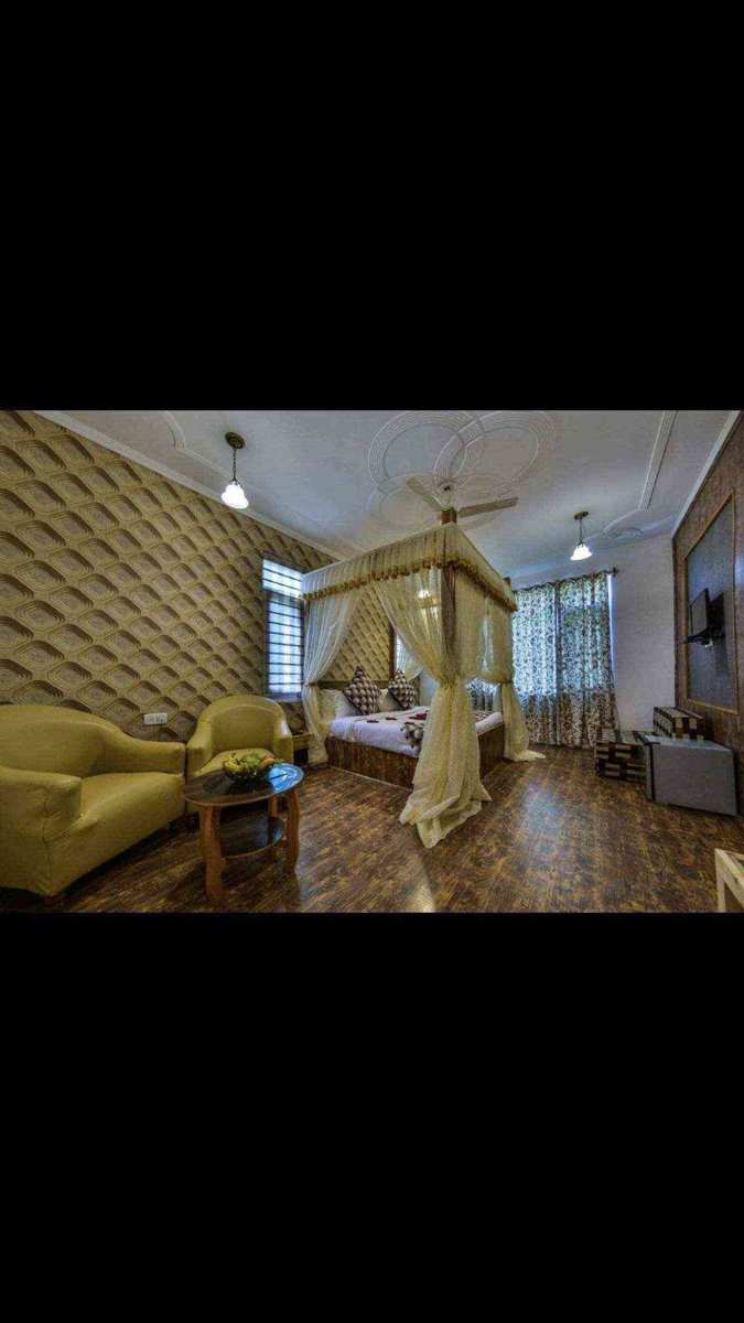 Hotel Pearl Continental Srinagar